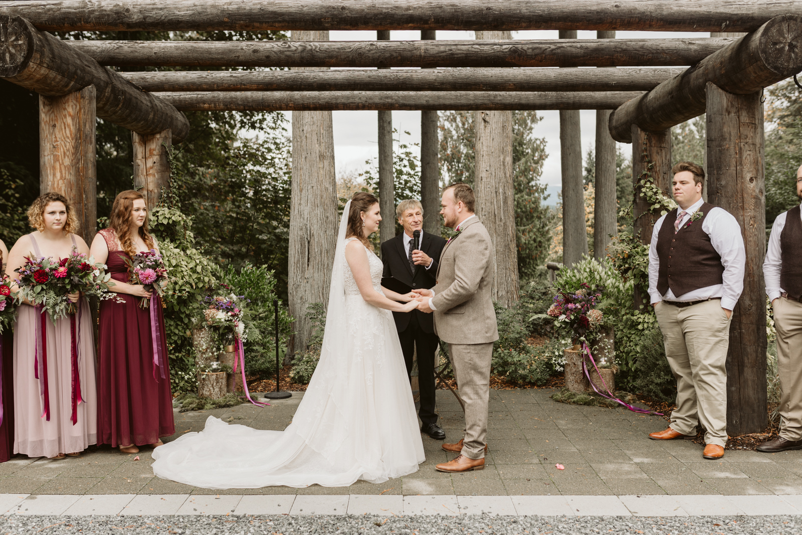 Lookout Lodge Snohomish Wedding
